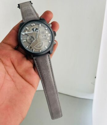 Tagheuer Grey Leather Strap Watch