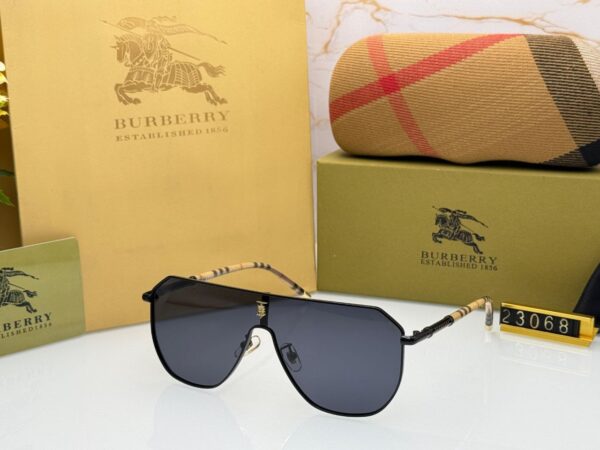 BURBERRY Premium Quality Sunglasses 677