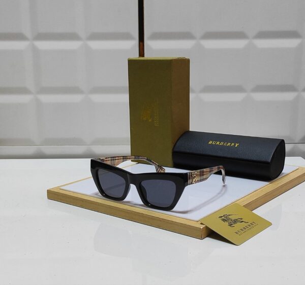 BURBERRY Premium Quality Sunglasses 456