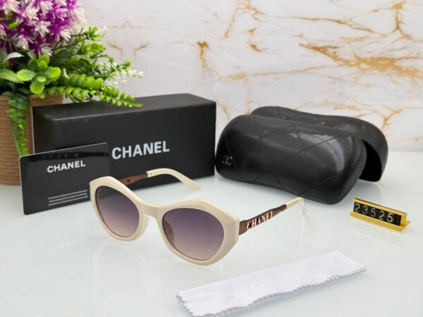 CHANEL Premium Quality Sunglasses 690