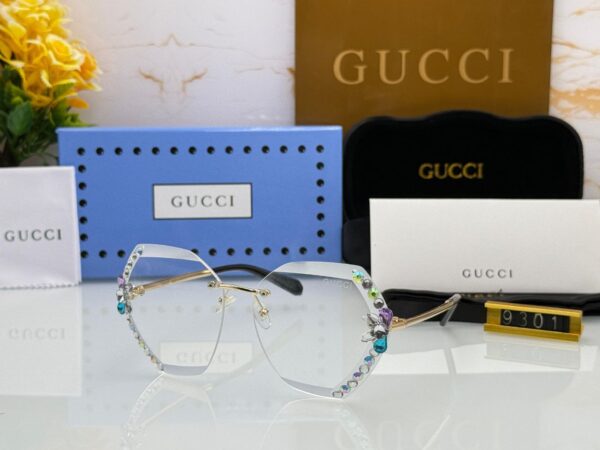 GUCCI Premium Quality Sunglasses 554