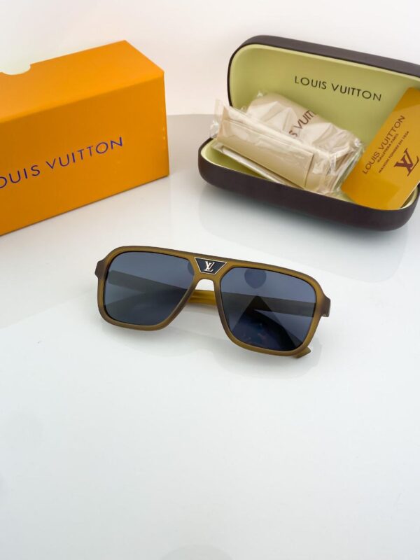 LOUIS VUITTON Premium Quality Sunglasses 211 - Image 2