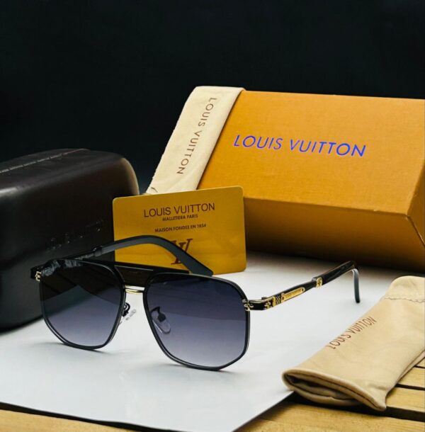 LOUIS VUITTON Premium Quality Sunglasses 588
