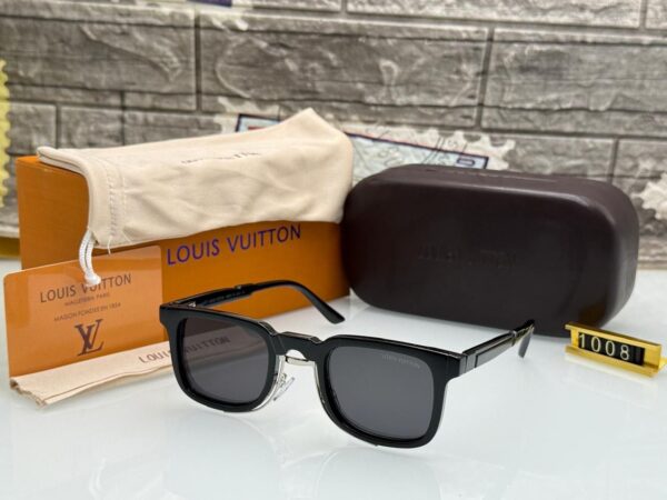 LOUIS VUTTON Premium Quality Sunglasses 500