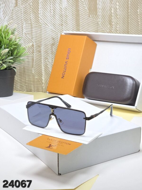 LOUIS VUITTON Premium Quality Sunglasses 451