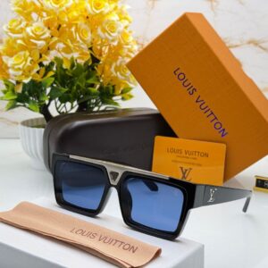 LOUIS VUITTON Premium Quality Sunglasses 302