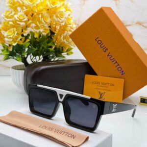 LOUIS VUITTON Premium Quality Sunglasses 305