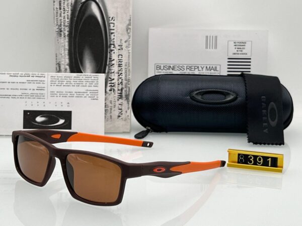 OAKLEY POLORIZED Premium Quality Sunglasses 522
